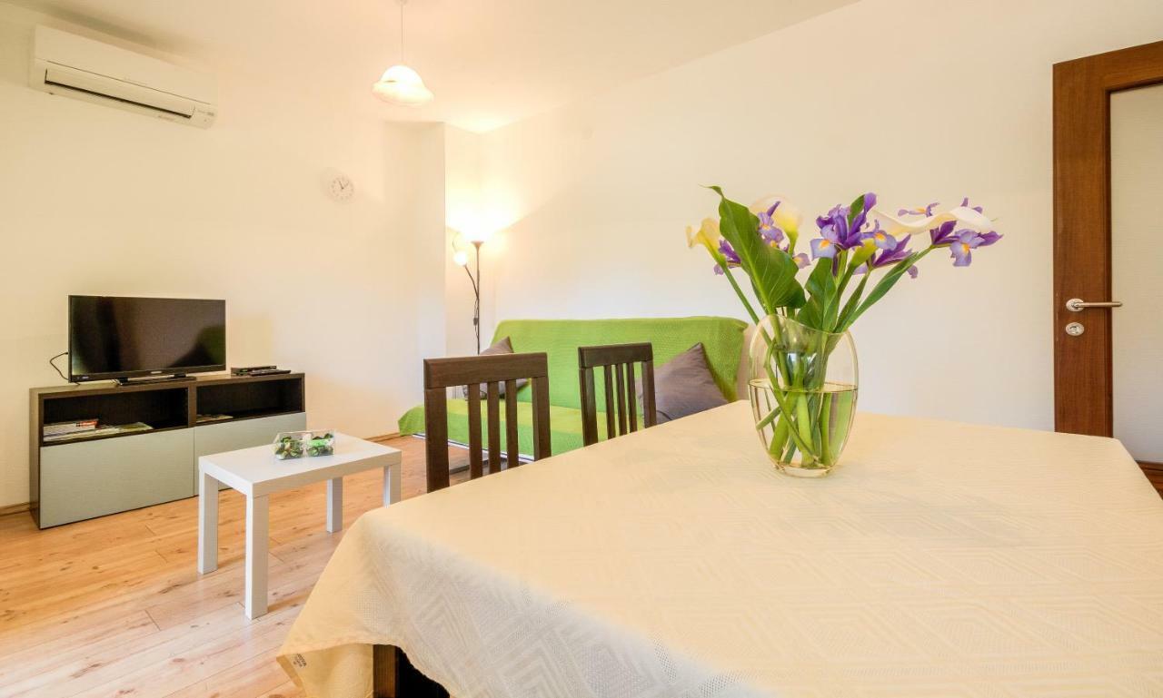 Apartmani Prodan 2 Fazana Bagian luar foto
