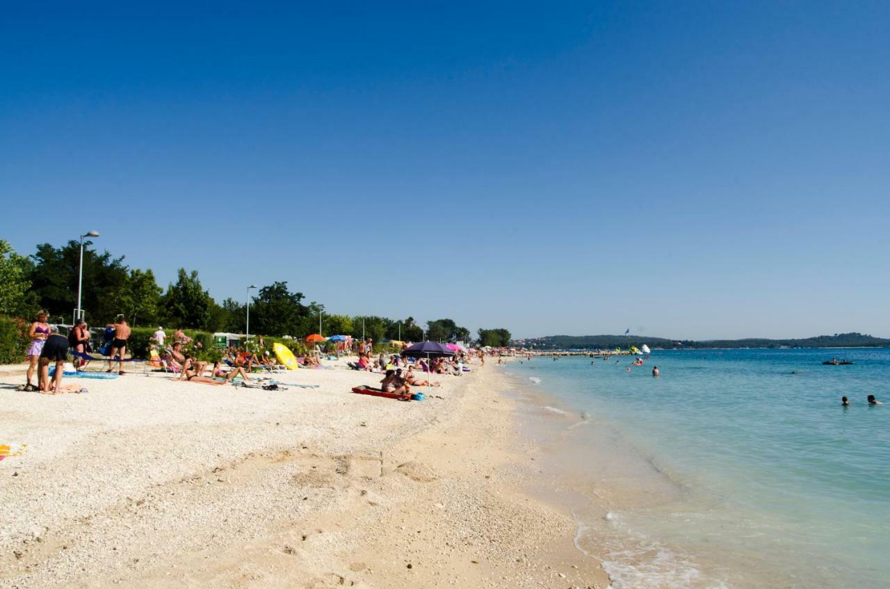 Apartmani Prodan 2 Fazana Bagian luar foto