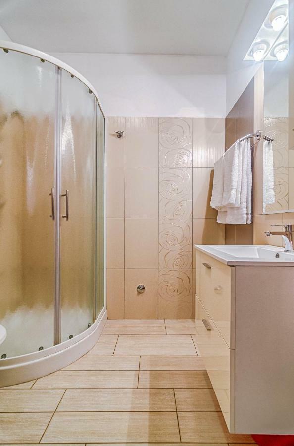Apartmani Prodan 2 Fazana Bagian luar foto