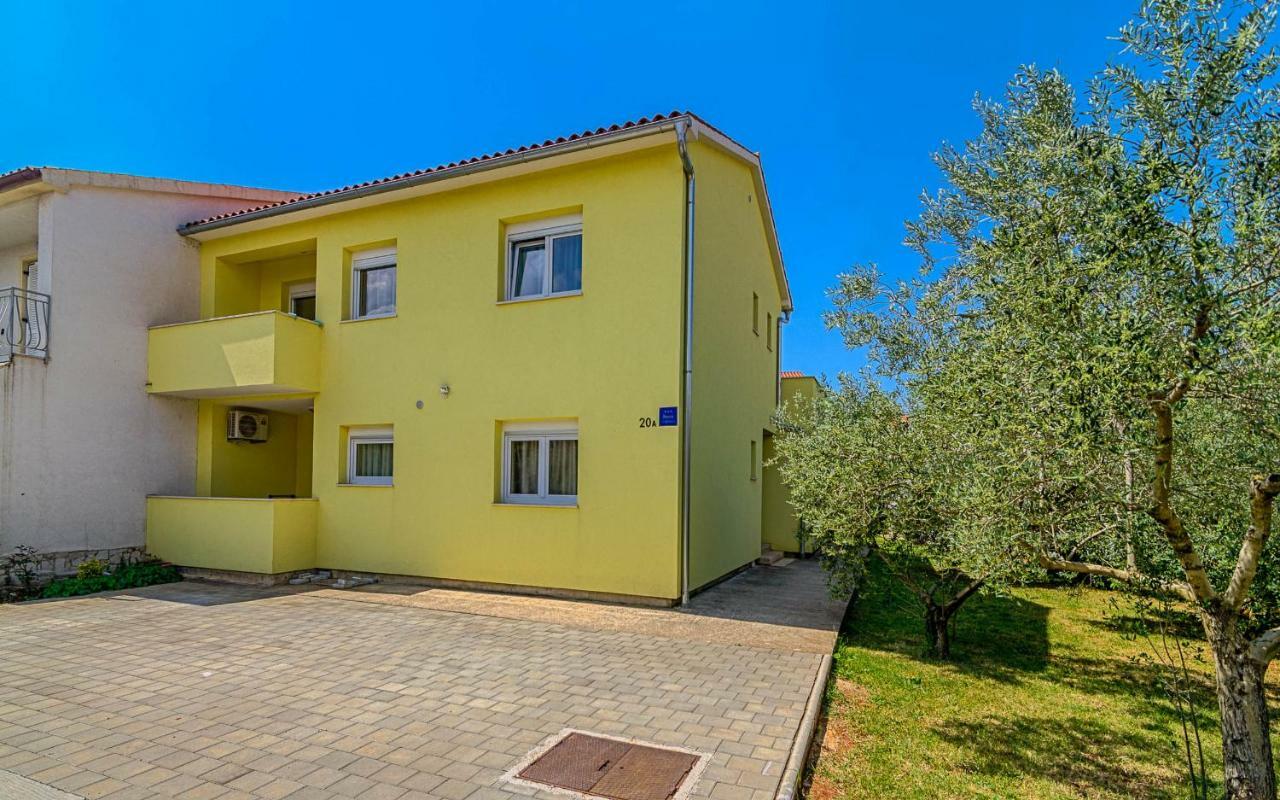 Apartmani Prodan 2 Fazana Bagian luar foto