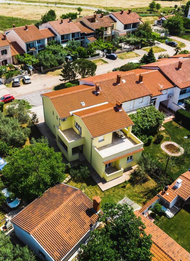 Apartmani Prodan 2 Fazana Bagian luar foto